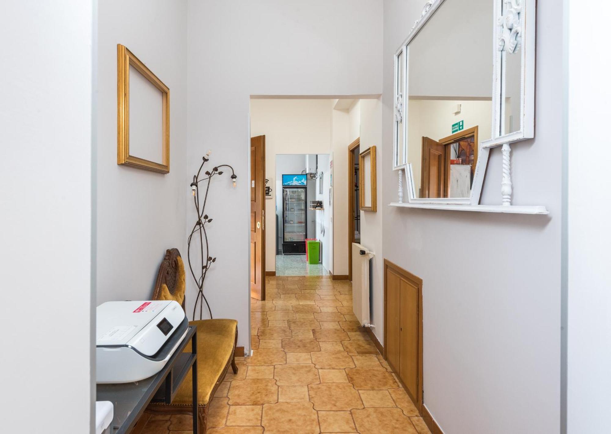 Affittacamere Travelershome Ciampino&Morena Guesthouse *