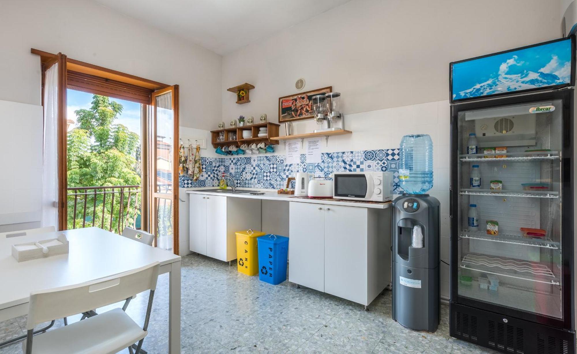 Travelershome Ciampino&Morena Guesthouse *